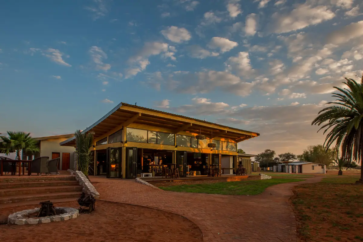 11 Days Central Epic Namibian Self-drive Safari Tour (Lodging)
