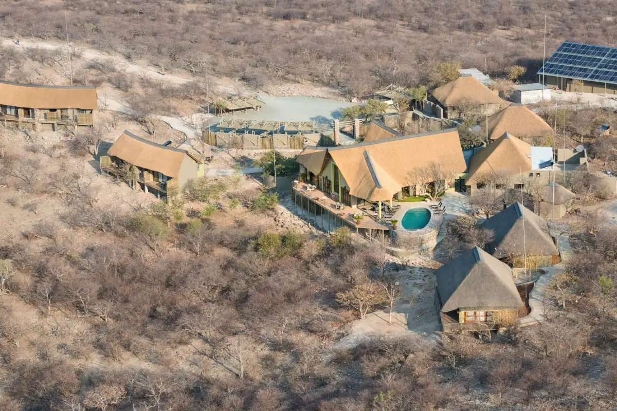 Das Mowani Mountain Camp erwartet Sie mit einem Außenpool und kostenfreiem WLAN in Mowani.
