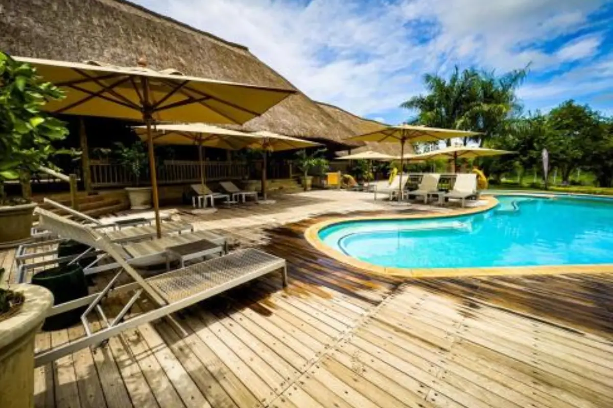 15 Days Self-Drive Northern Namibia, Botswana & Victoria Falls Round Safari (Lodging)