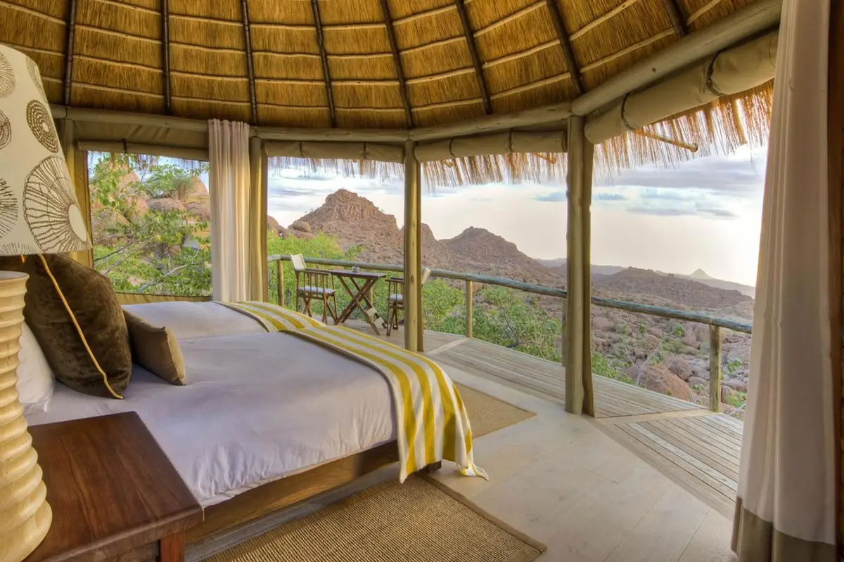 15 Days Selfdrive Namibia Highlights to Kasane Safari Tour (Camping & Lodging)