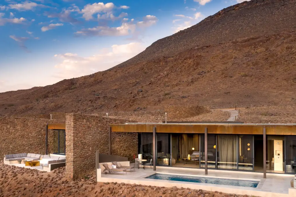 African Safari Tours & Holidays, Safari World Tours