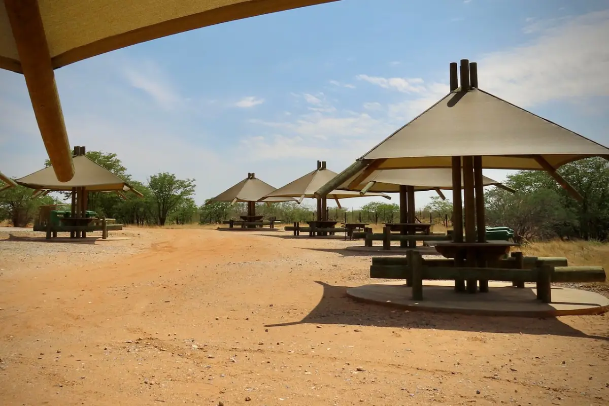 23 Tage Selbstfahrer-Rundreise durch das nördliche Namibia, Botswana & Victoria Falls (Camping)