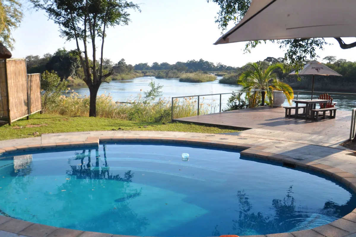 Das Shametu River Lodge liegt in Shametu River, 1,6 km vom Shametu River entfernt und bietet Unterkünfte mit einem Restaurant, kostenfreie Privatparkplätze, eine Bar und eine Gemeinschaftslounge.